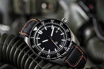 无锡欧米茄表换原装电池